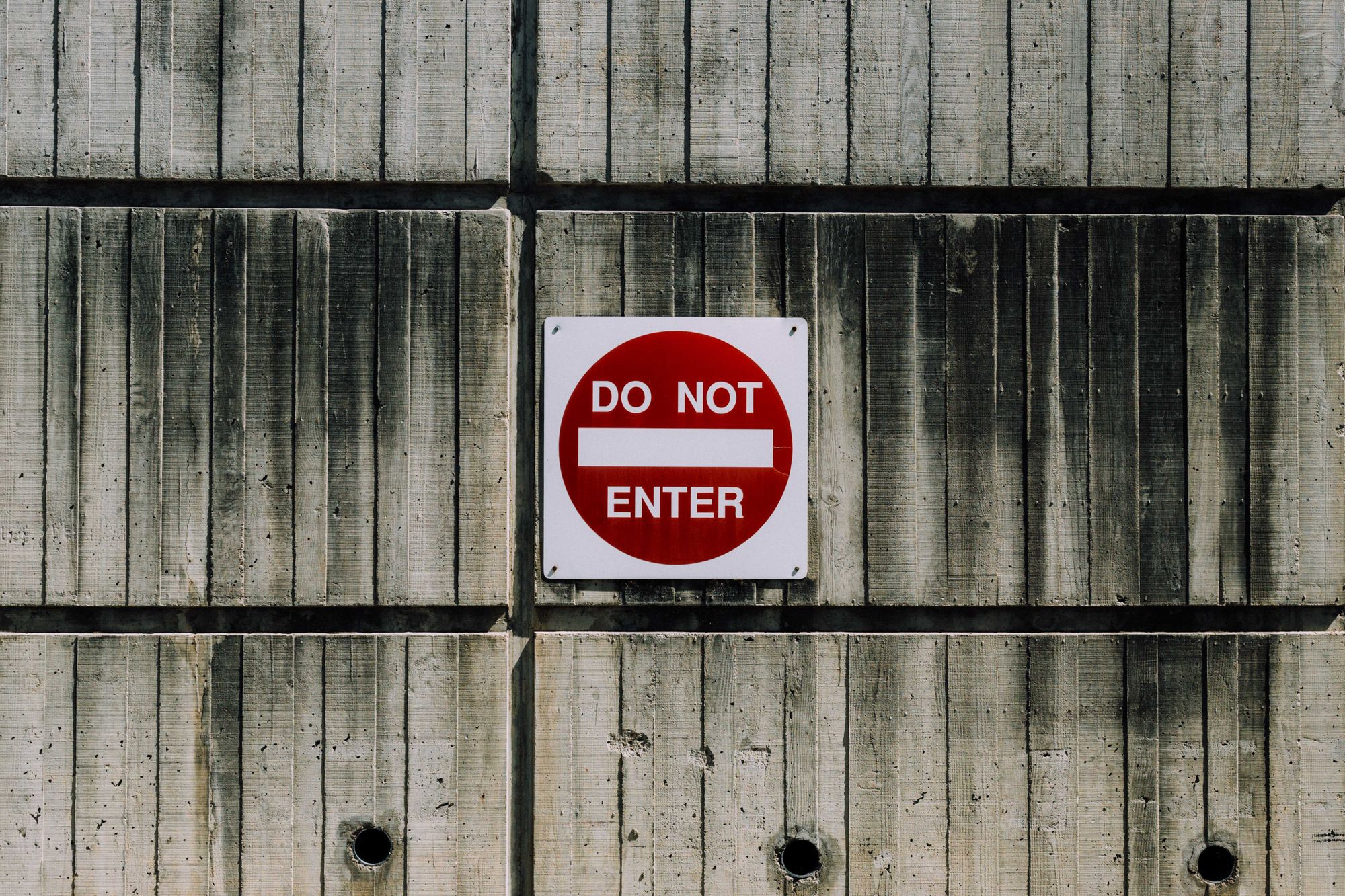 Photo by Kyle Glenn from Unsplash